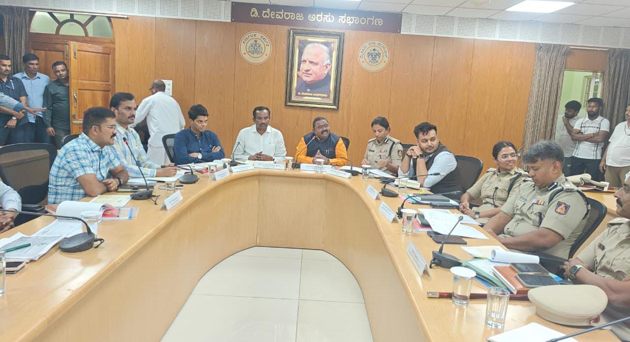 ಎಸ್ ಸಿ ಜನರ ಮೇಲೆ ದೌರ್ಜನ್ಯವಾದರೆ ತಕ್ಷಣ ಎಫ್ಐಆರ್ ದಾಖಲಿಸಿ- ವಡೆಪಲ್ಲಿ ರಾಮಚಂದರ್